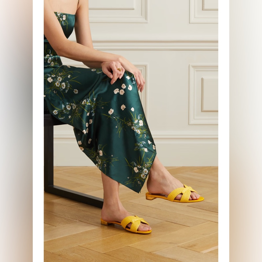 Aquazzura Yellow Sandals Vibrant Style